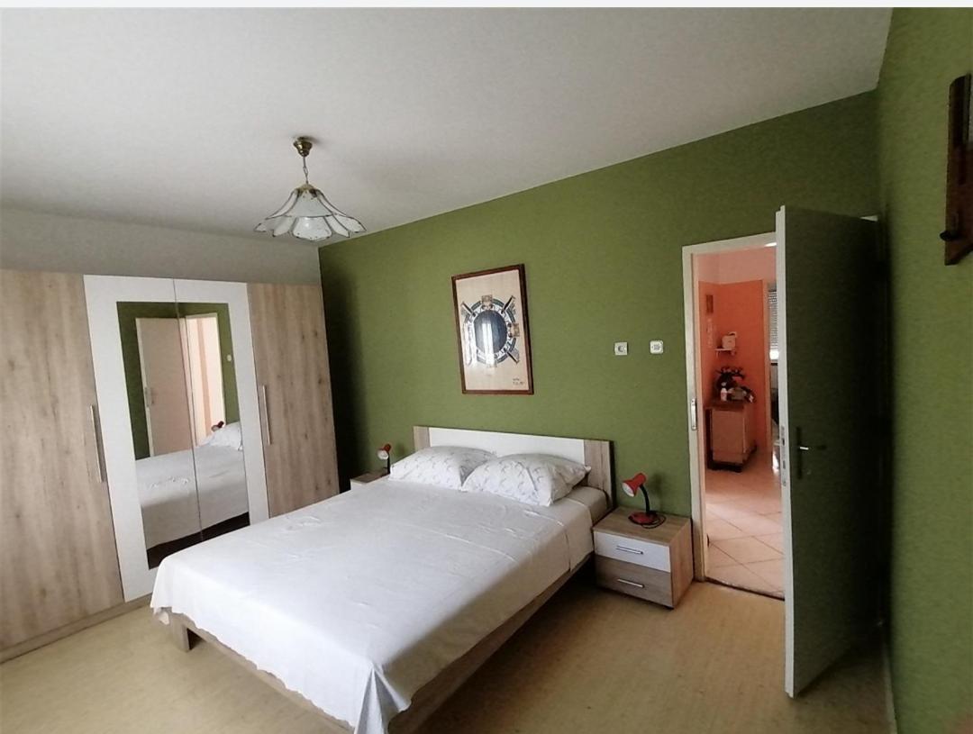 Spacious Apartment Borik & Parking 자다르 외부 사진